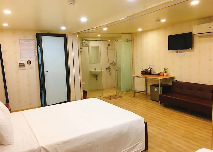 Babylon Hotel 3*